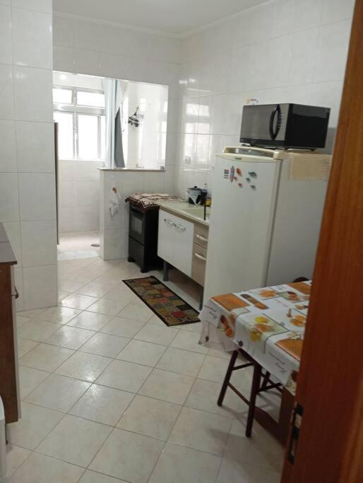Ferienwohnung Seu Lar Em Asturias Guarujá Exterior foto